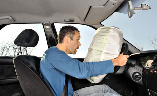 賽斐爾|激光焊接機(jī)在汽車安全氣囊的應(yīng)用優(yōu)勢(shì)